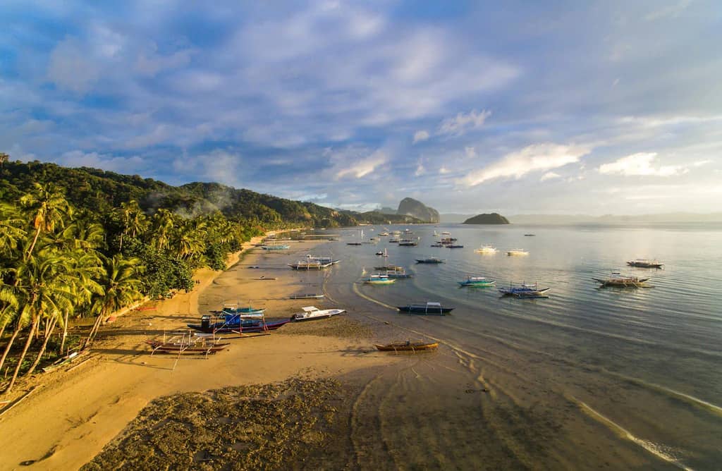 Las Cabanas beach bar sunset El Nido