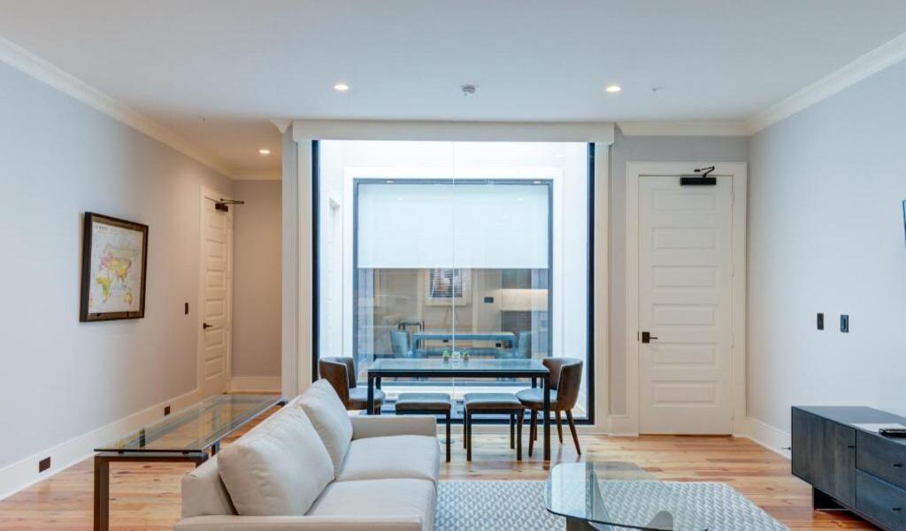 Suite with natural light