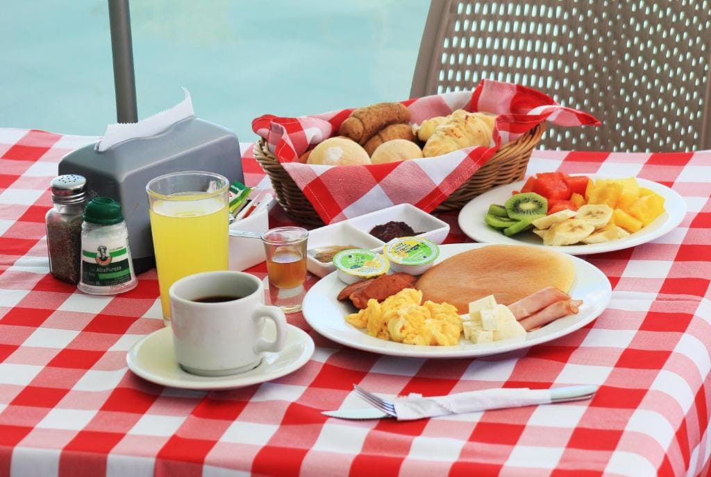 Desayuno buffet del Hotel Atlantic Lux