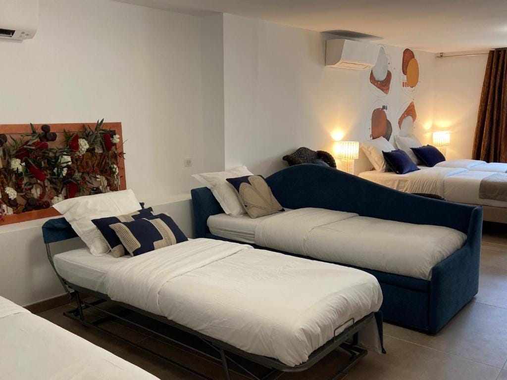 Chambre MGH Massilia Green House Marseille
